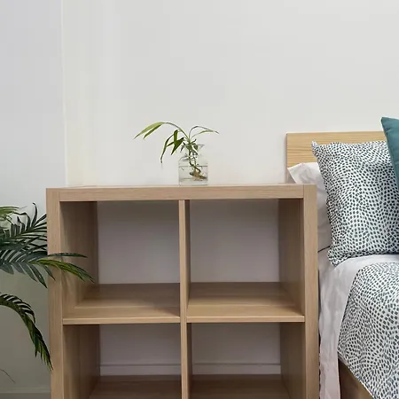 Amplio Piso Plaza America