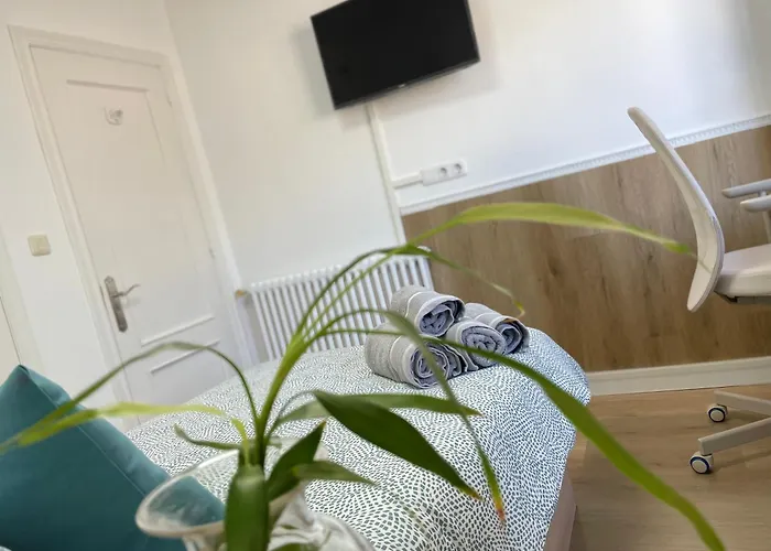 Amplio Piso Plaza America